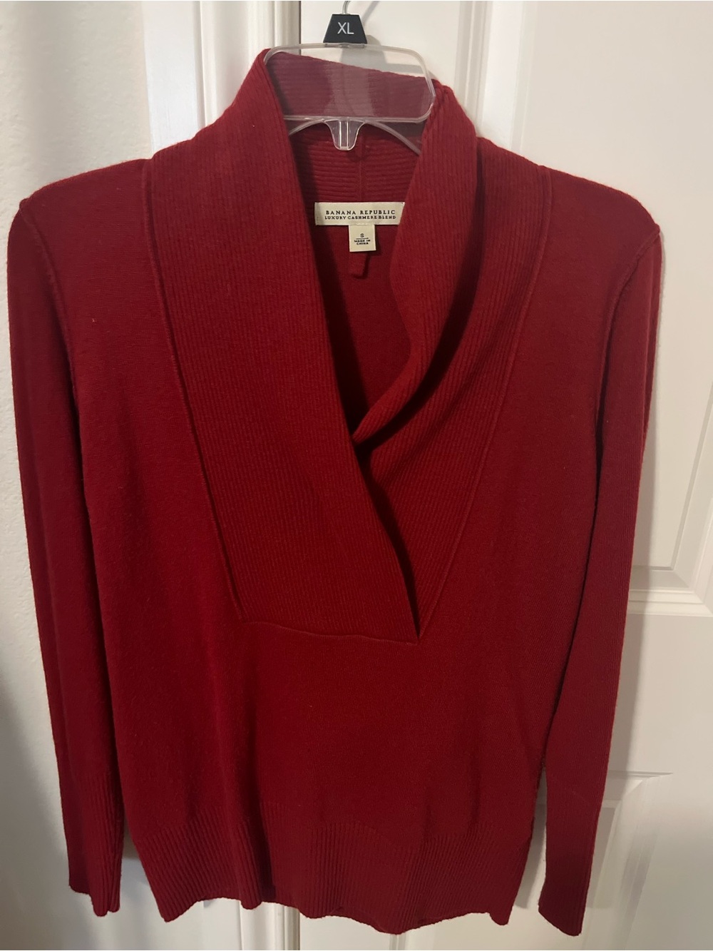 Banana Republic Women's Red V Neck Sweater
